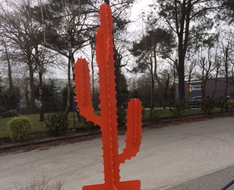 Cactus Décoratif En Métal - Hauteur 120cm, Couleur Acier Rouillé Ambré - Style Industriel/Ethnique Pour Intérieur Ou Jardin